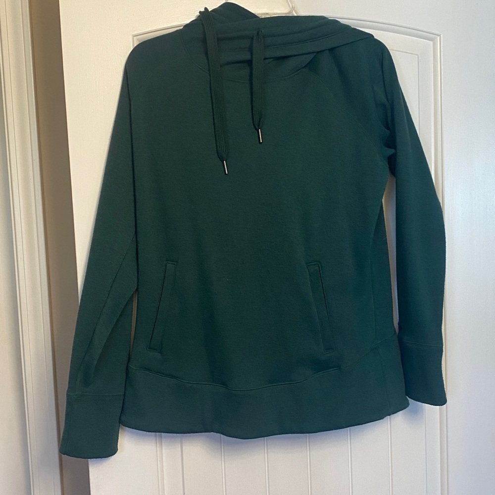 Women’s Marmot Hoodie Large